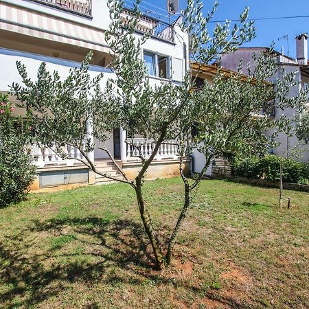 Apartamento Apartman Mila Poreč Exterior foto