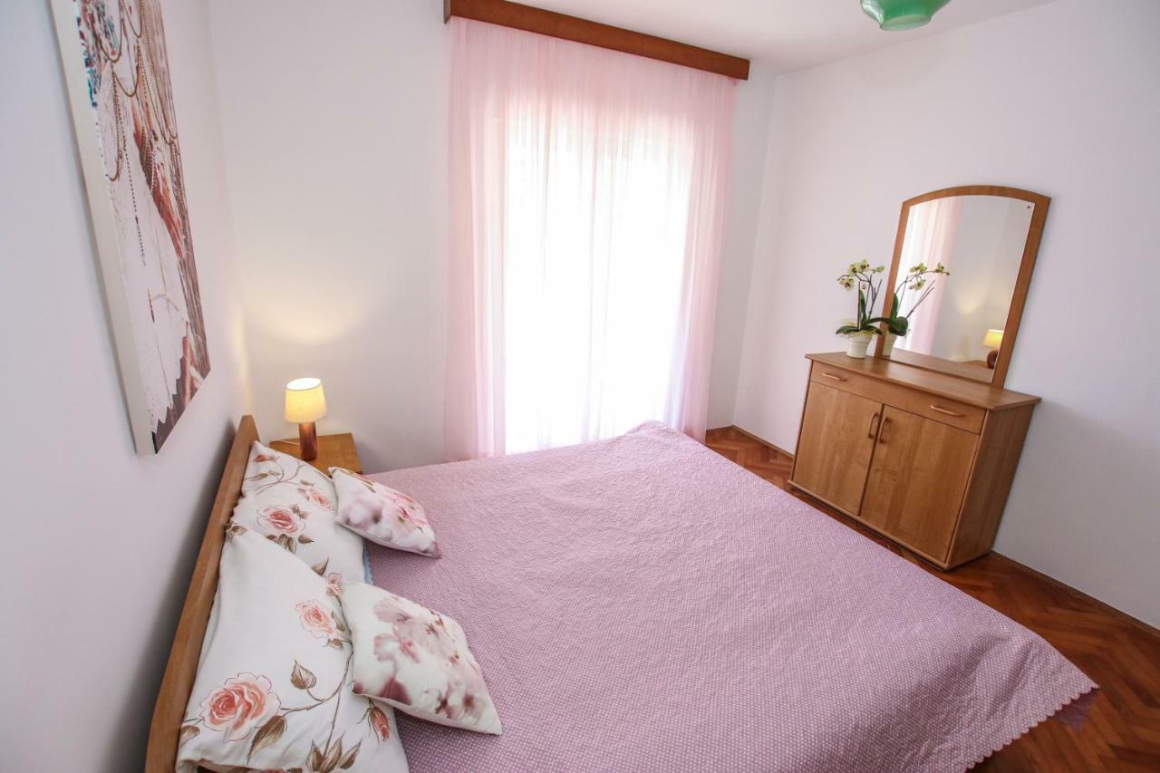 Apartamento Apartman Mila Poreč Exterior foto